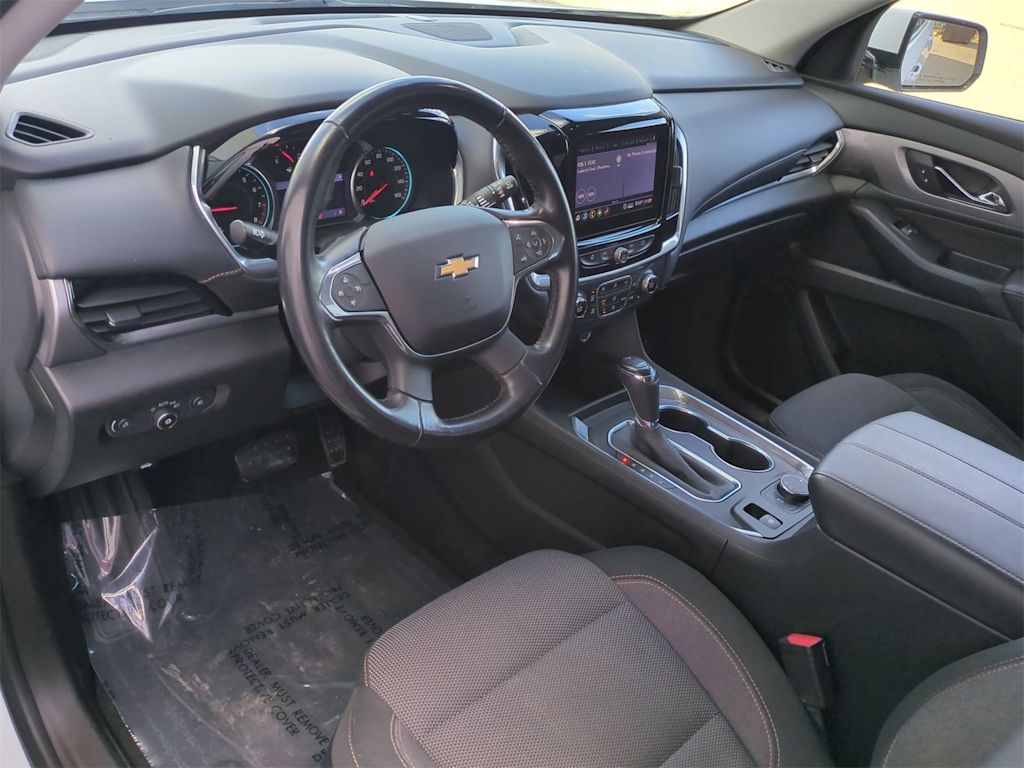 Thumbnail: 2020 Chevrolet Traverse - 2