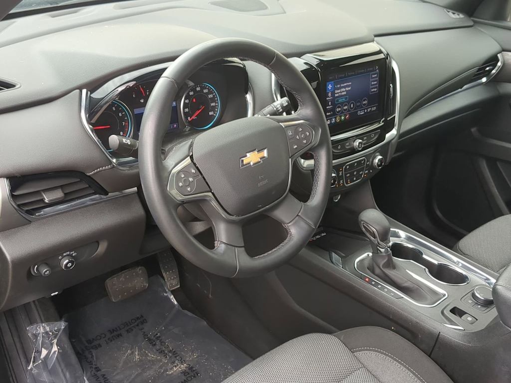 Thumbnail: 2023 Chevrolet Traverse - 2