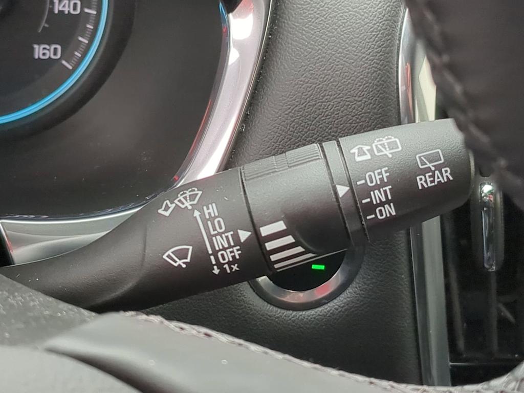 Thumbnail: 2023 Chevrolet Traverse - 15