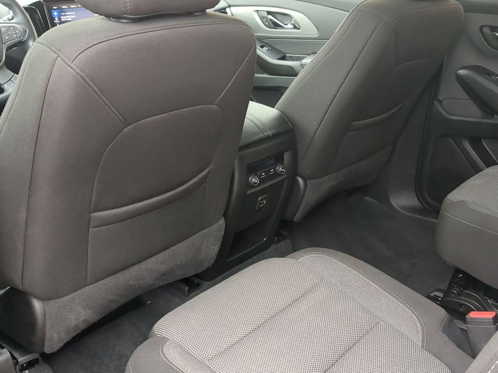 Thumbnail: 2023 Chevrolet Traverse - 12