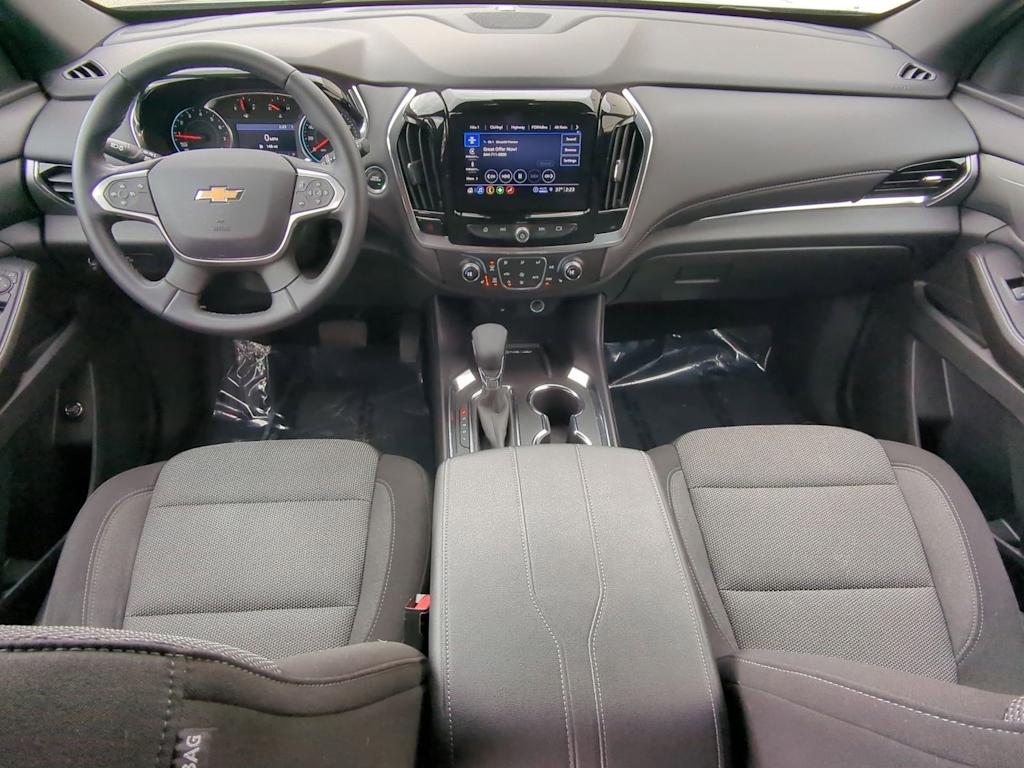 Thumbnail: 2023 Chevrolet Traverse - 9