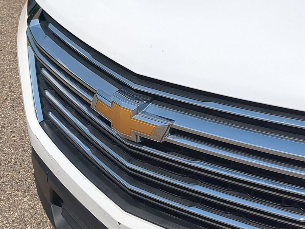Thumbnail: 2023 Chevrolet Traverse - 7