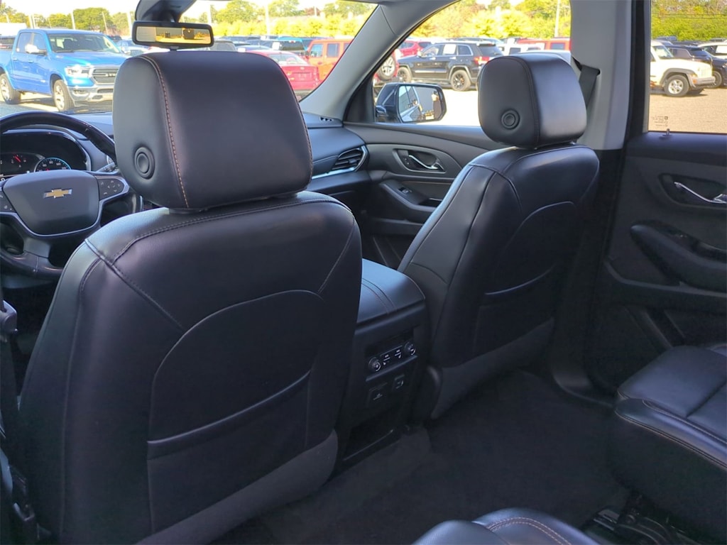 Thumbnail: 2019 Chevrolet Traverse - 12