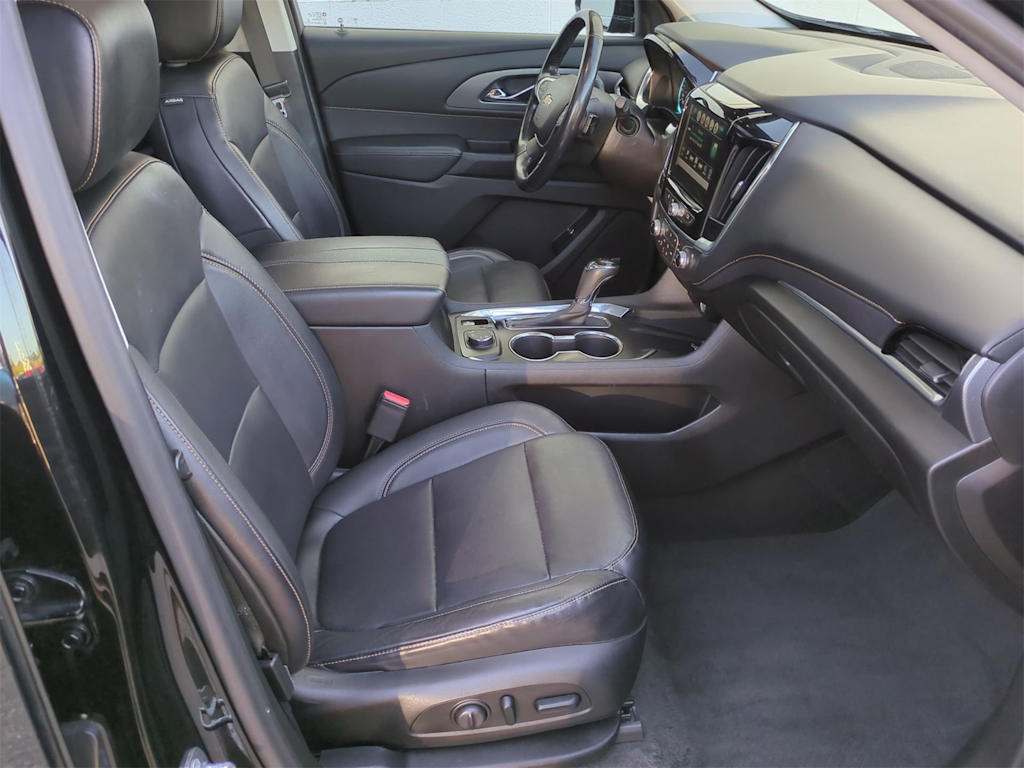 Thumbnail: 2019 Chevrolet Traverse - 11