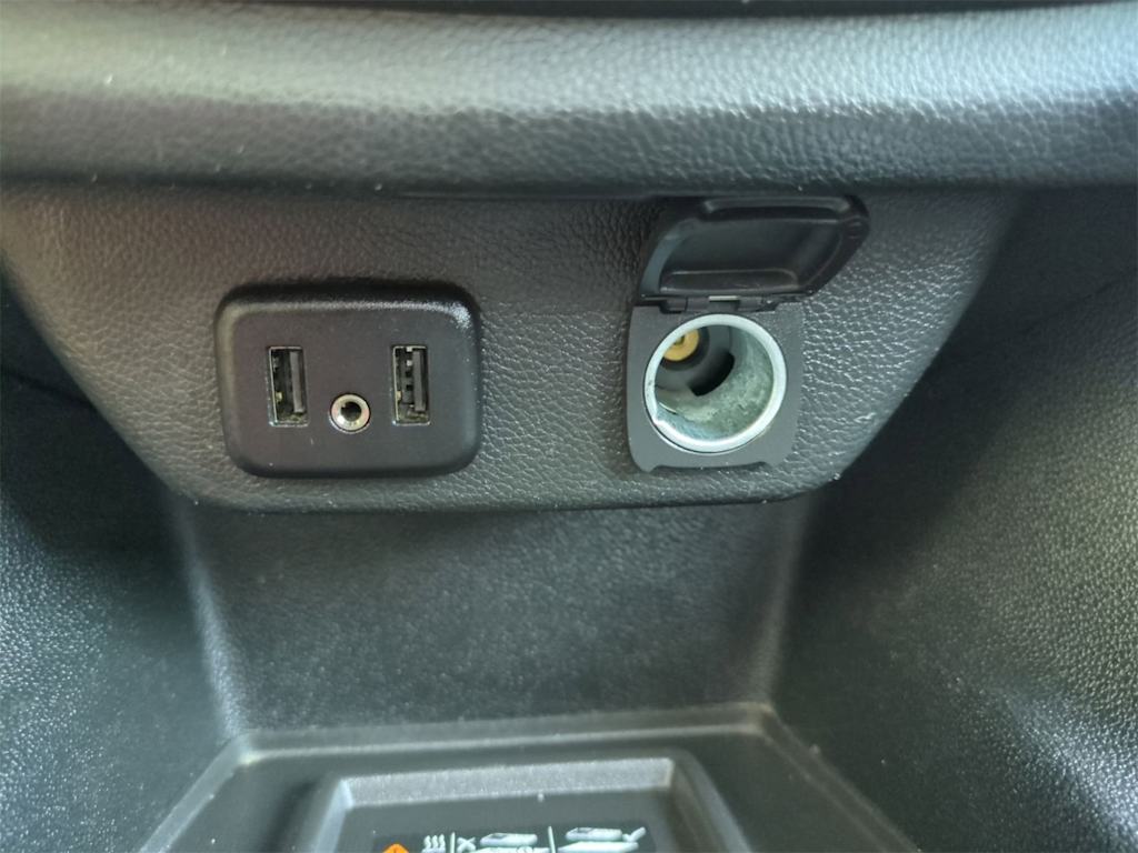 Thumbnail: 2019 Chevrolet Traverse - 35