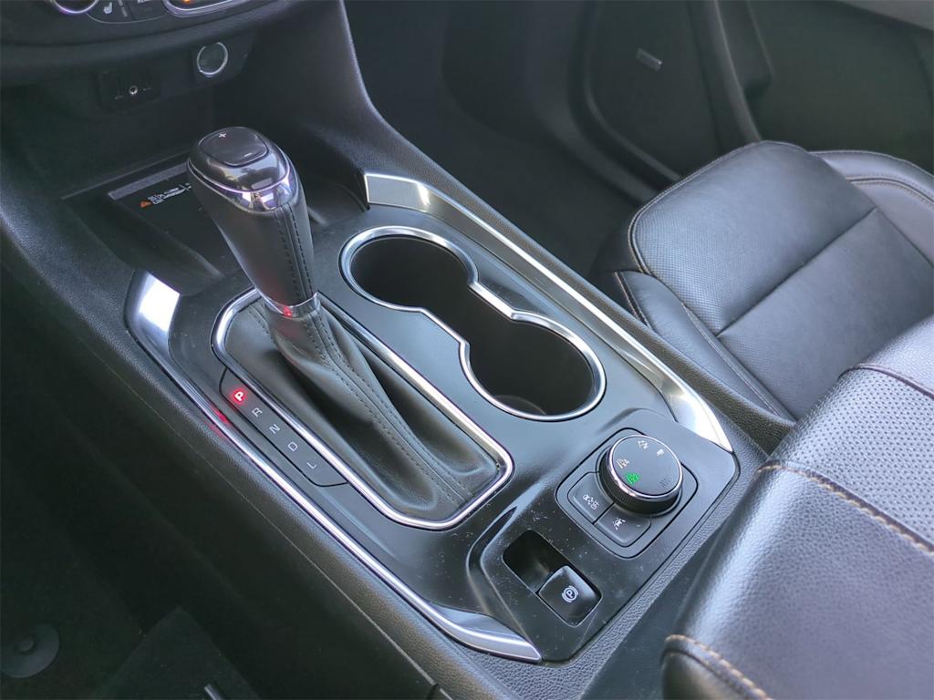 Thumbnail: 2019 Chevrolet Traverse - 14