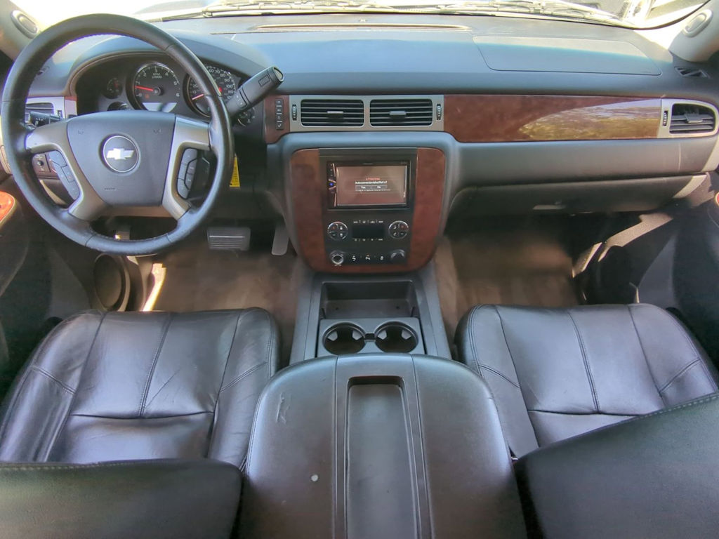 Thumbnail: 2013 Chevrolet Tahoe - 9
