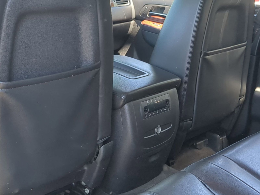 Thumbnail: 2013 Chevrolet Tahoe - 26