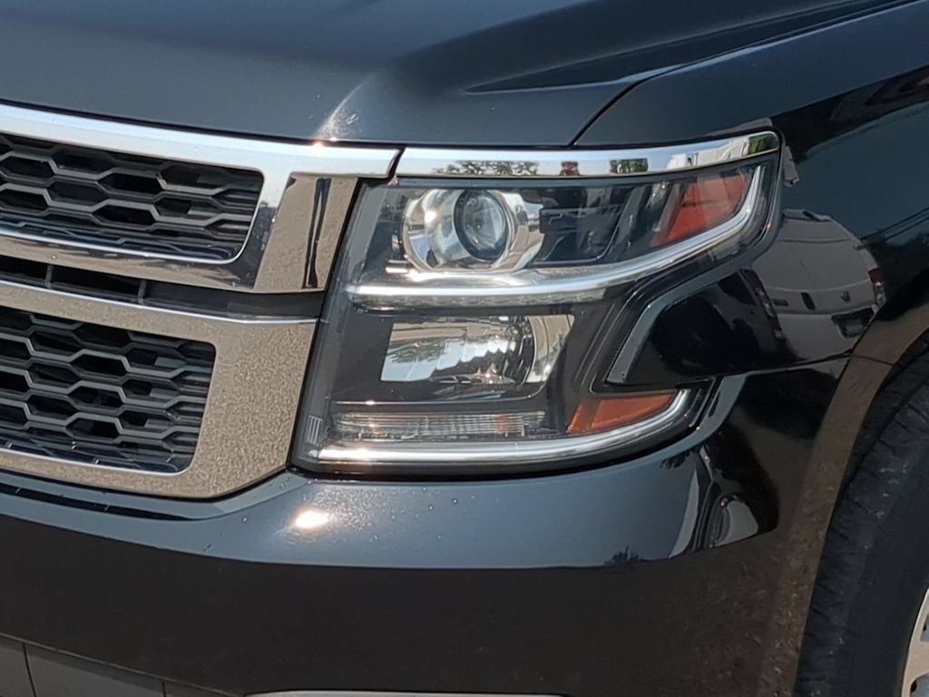 Thumbnail: 2019 Chevrolet Suburban - 22