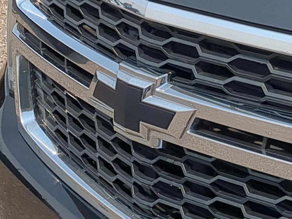 Thumbnail: 2019 Chevrolet Suburban - 7