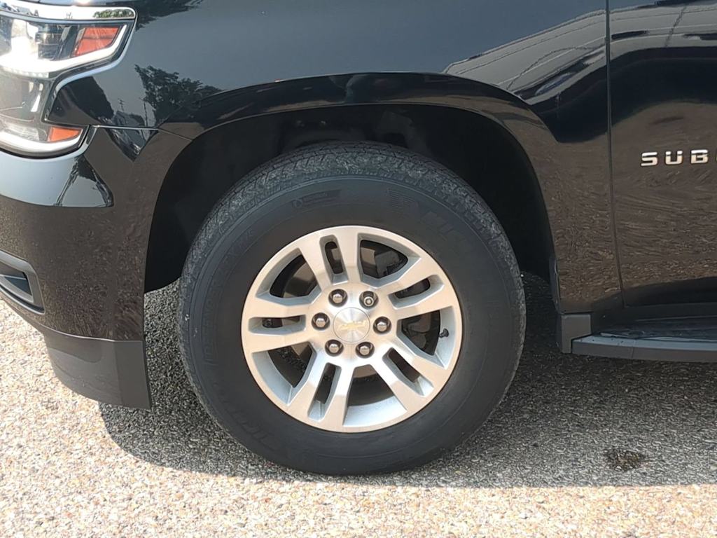 Thumbnail: 2019 Chevrolet Suburban - 8