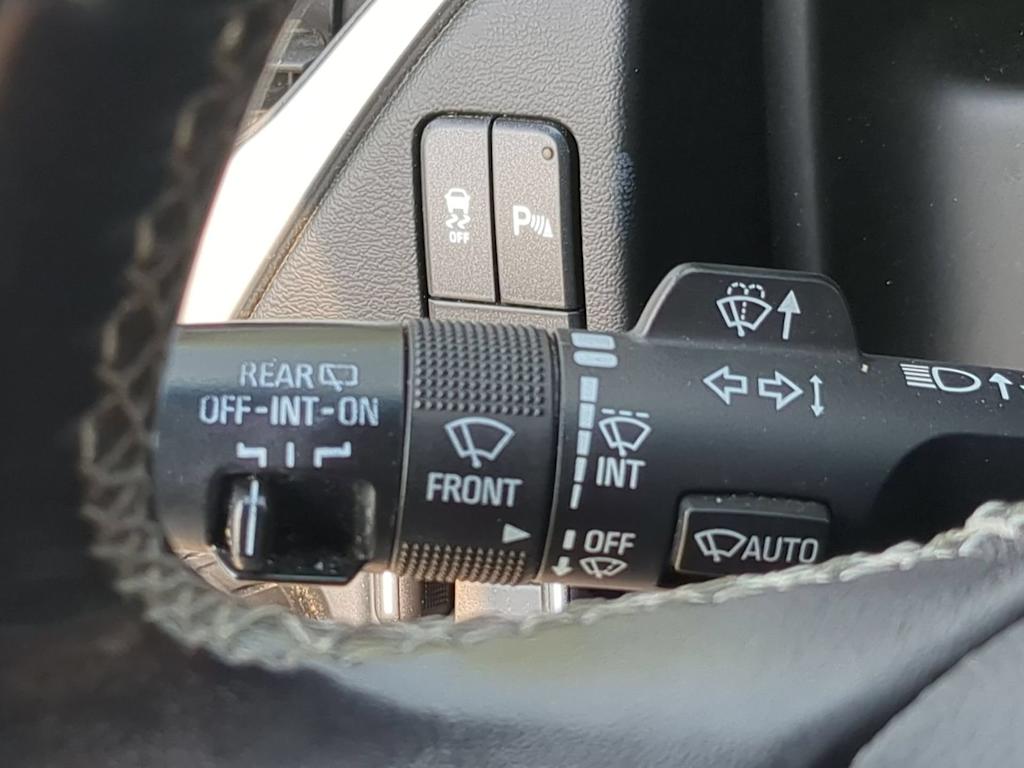 Thumbnail: 2019 Chevrolet Suburban - 15