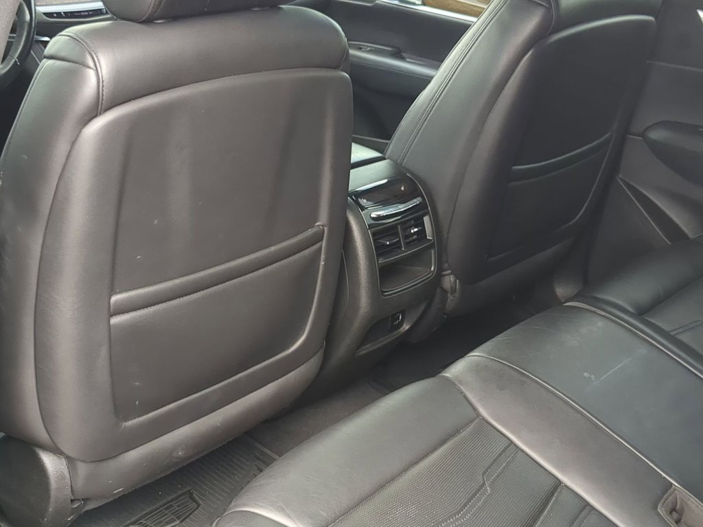 Thumbnail: 2017 Cadillac XT5 - 11