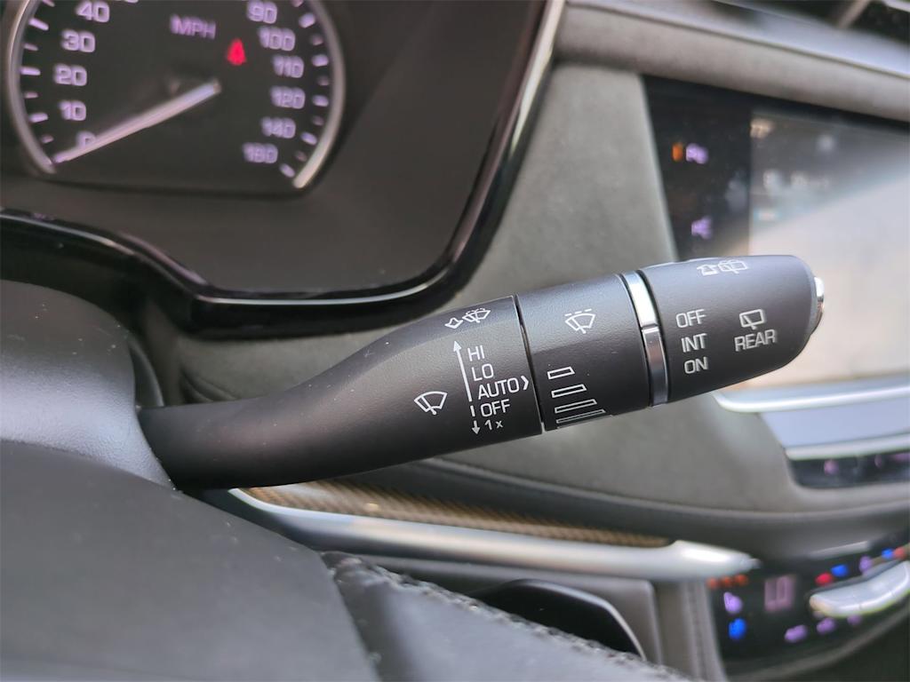 Thumbnail: 2018 Cadillac XT5 - 15