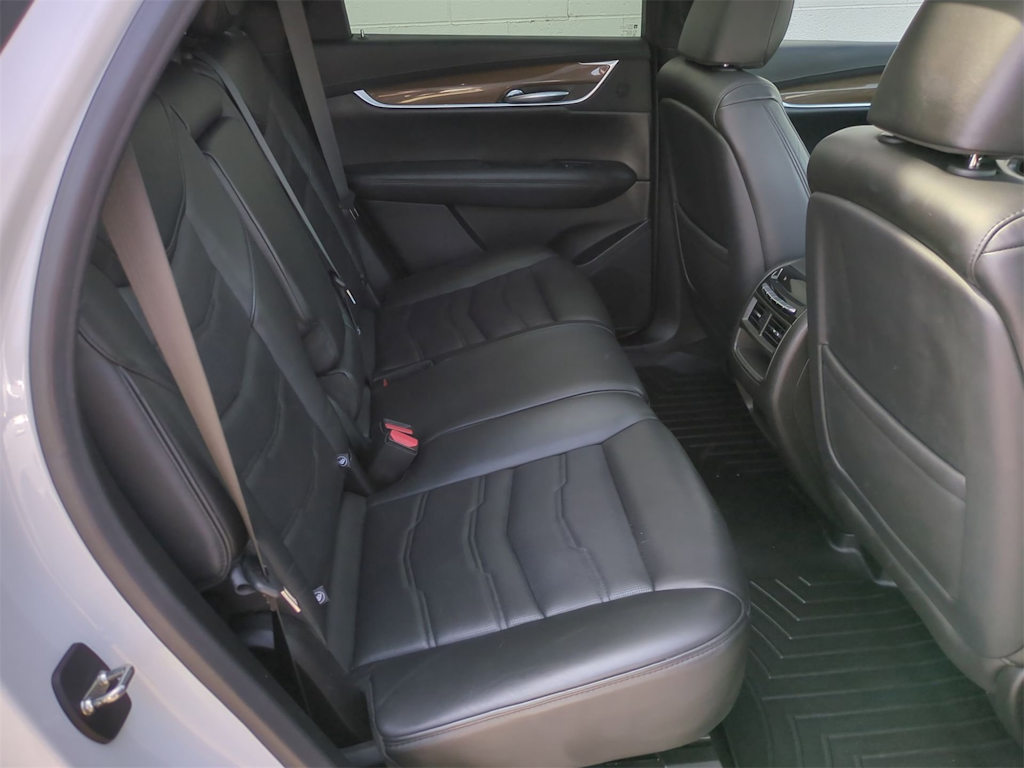 Thumbnail: 2018 Cadillac XT5 - 26
