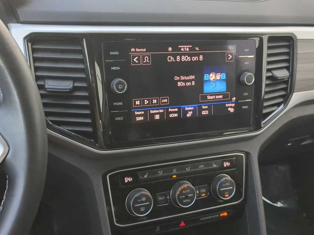 Thumbnail: 2021 Volkswagen Atlas - 10