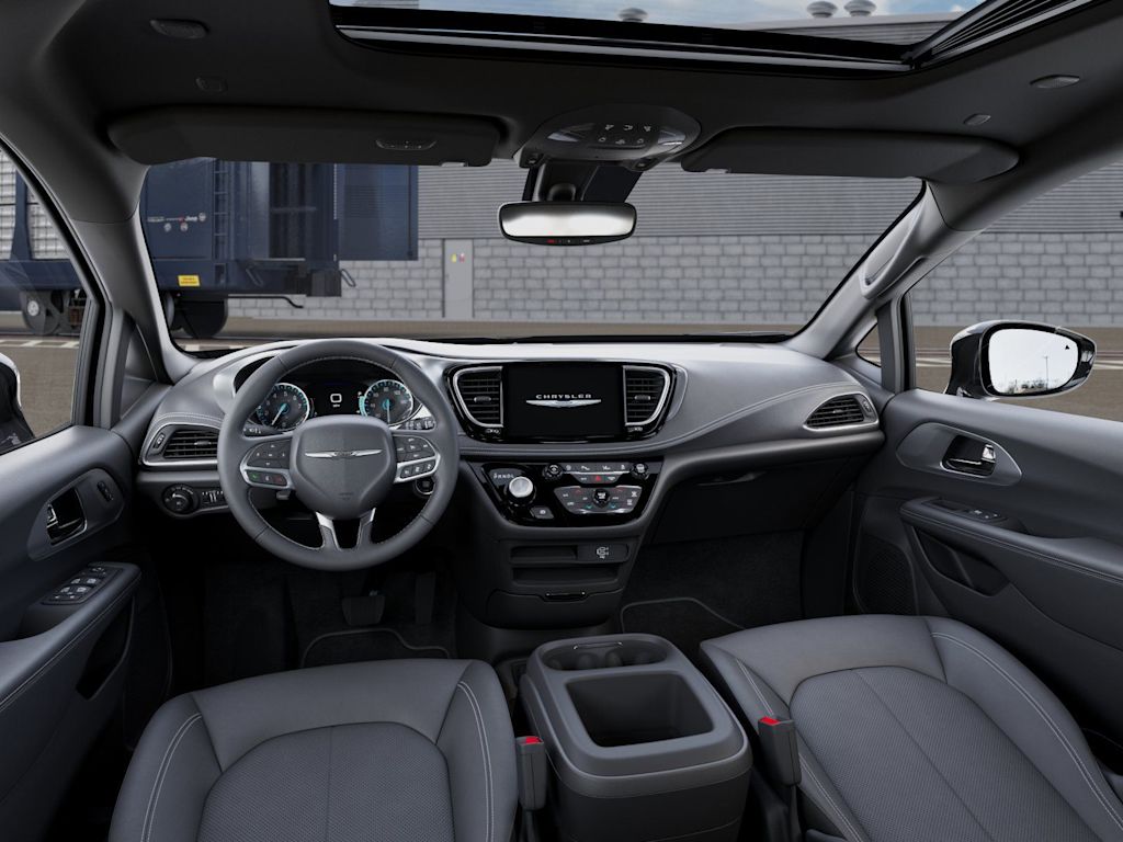 Thumbnail: 2026 Chrysler Pacifica - 2