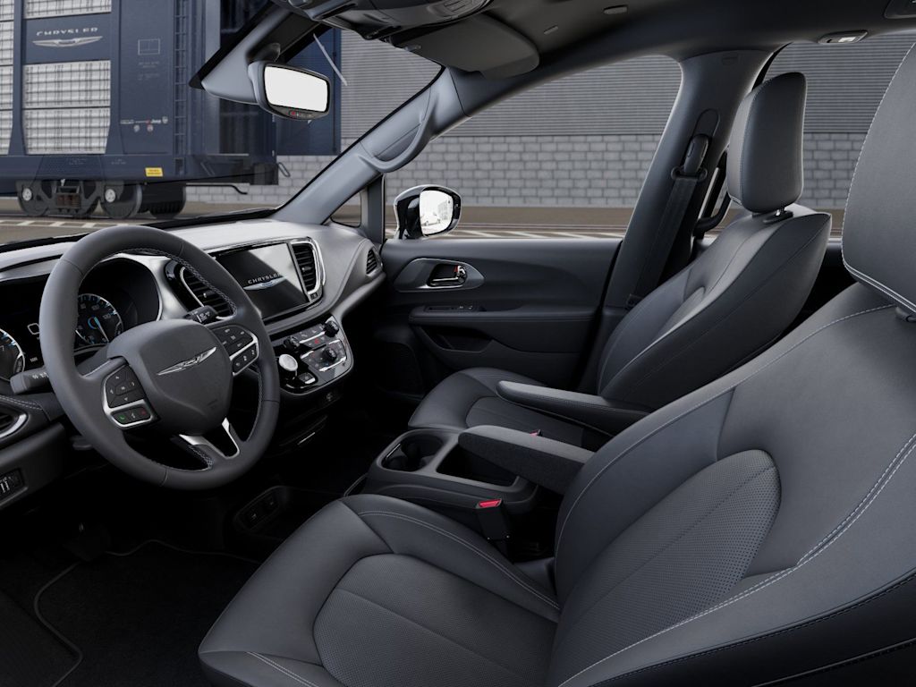 Thumbnail: 2026 Chrysler Pacifica - 24
