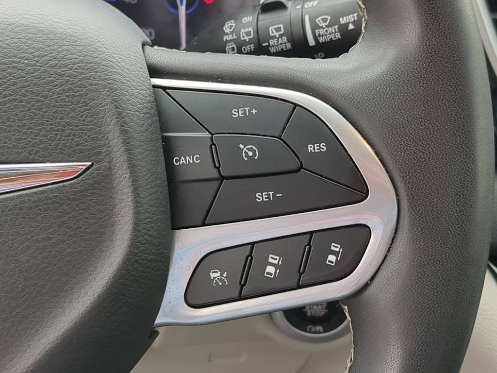 Thumbnail: 2024 Chrysler Pacifica - 29