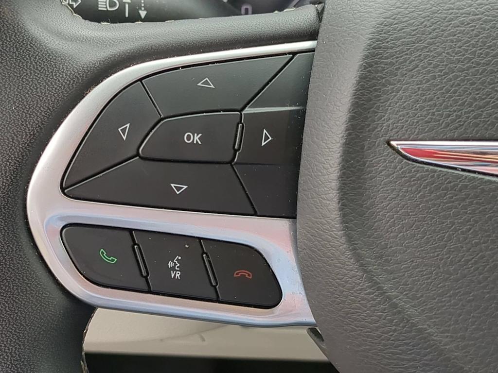 Thumbnail: 2024 Chrysler Pacifica - 28
