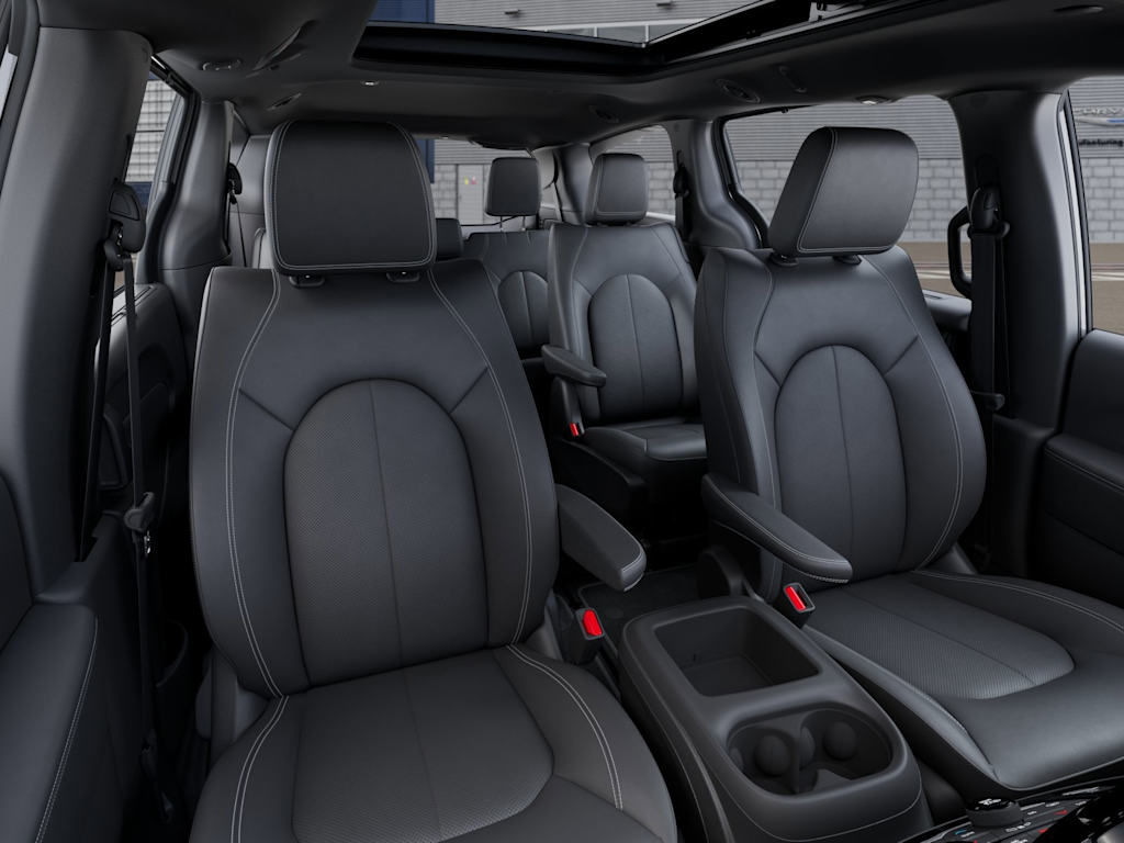 Thumbnail: 2026 Chrysler Pacifica - 10