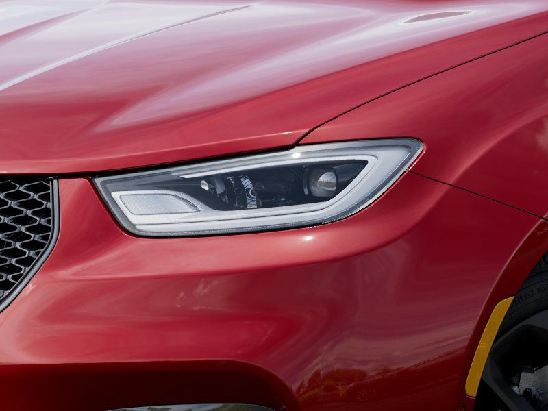 Thumbnail: 2026 Chrysler Pacifica - 17
