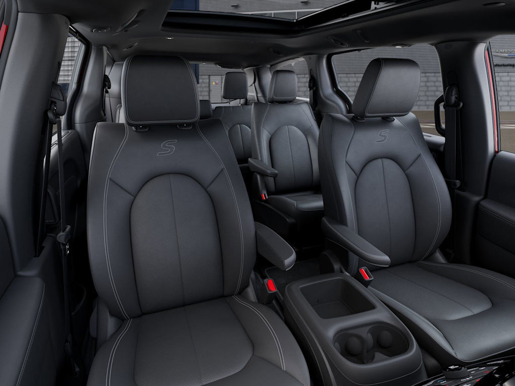 Thumbnail: 2026 Chrysler Pacifica - 9
