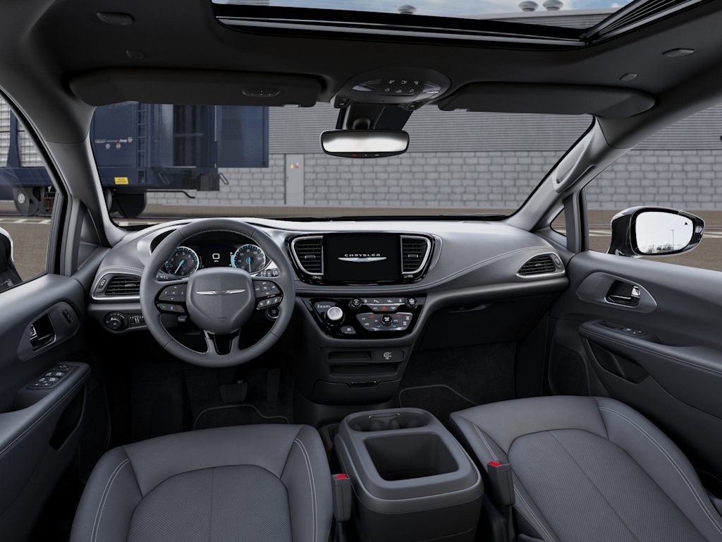Thumbnail: 2026 Chrysler Pacifica - 2