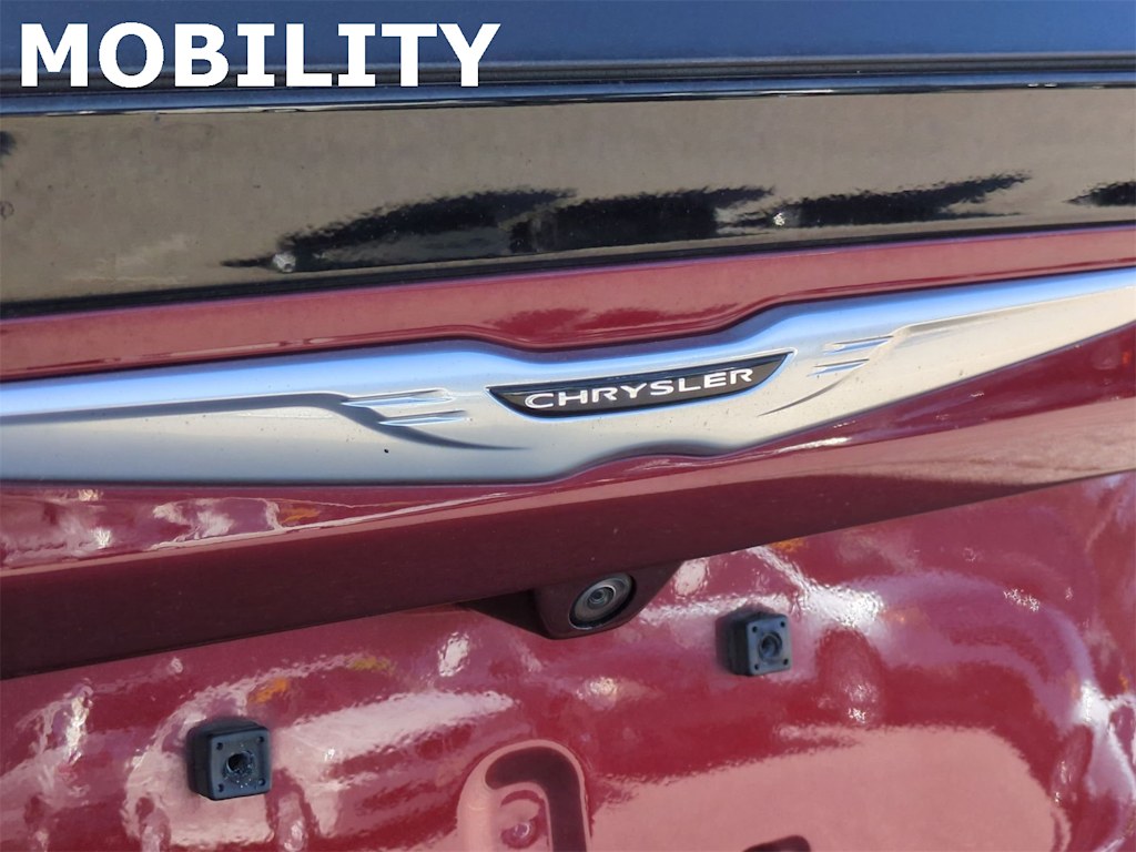 2020 Chrysler Pacifica  7