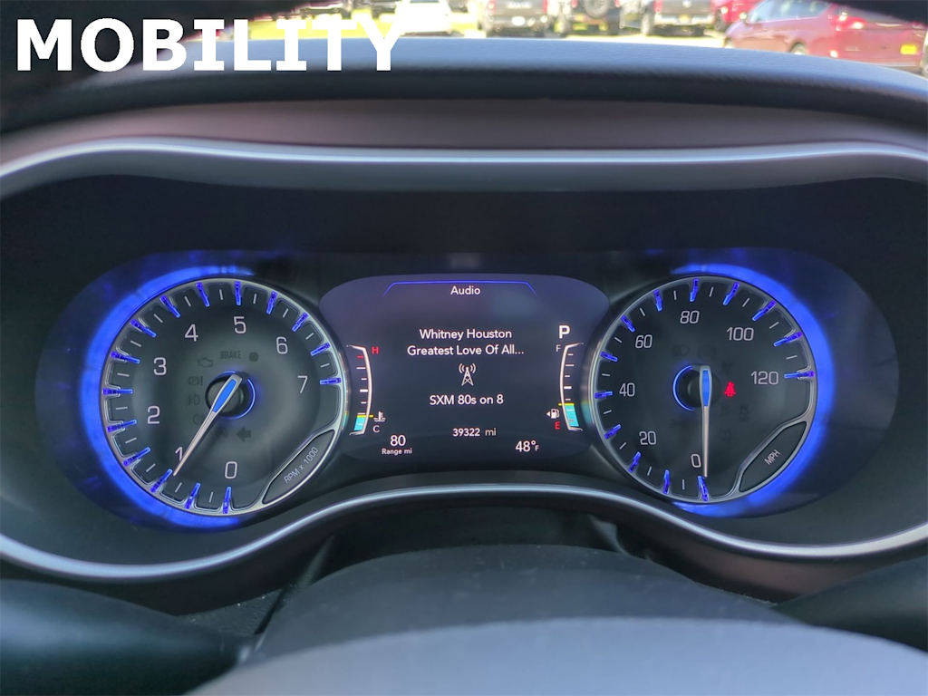 2020 Chrysler Pacifica  33