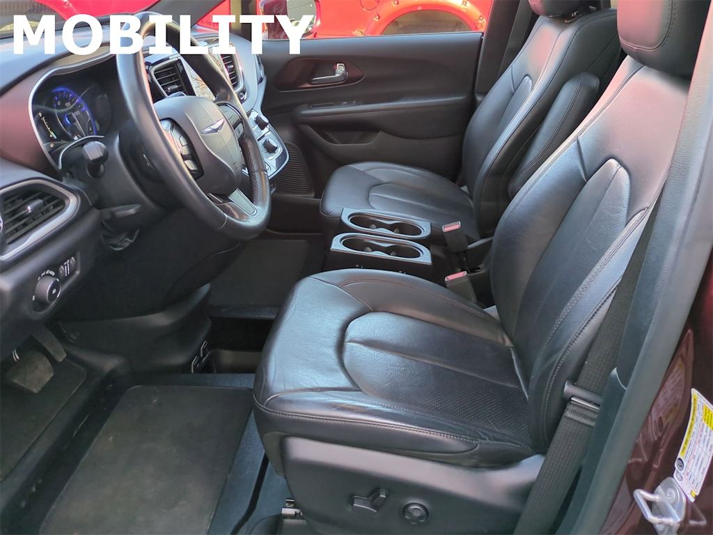 2020 Chrysler Pacifica  10