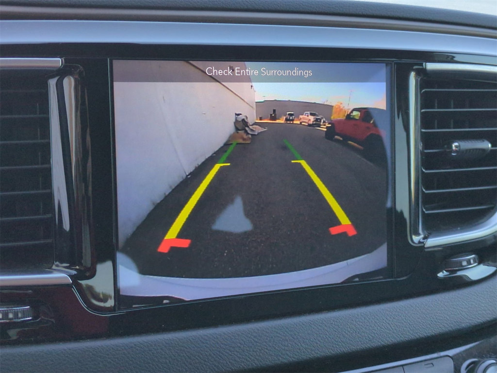 Thumbnail: 2018 Chrysler Pacifica - 33