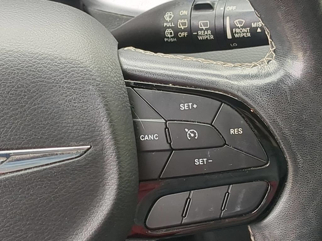Thumbnail: 2019 Chrysler Pacifica - 29