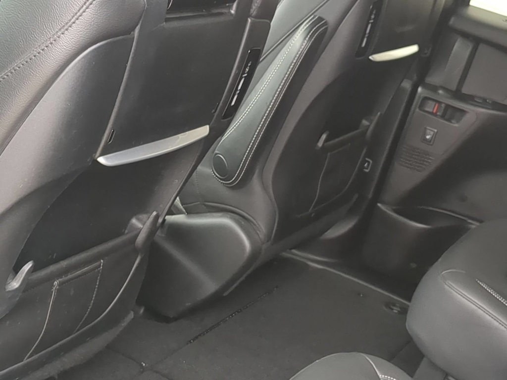 Thumbnail: 2019 Chrysler Pacifica - 25
