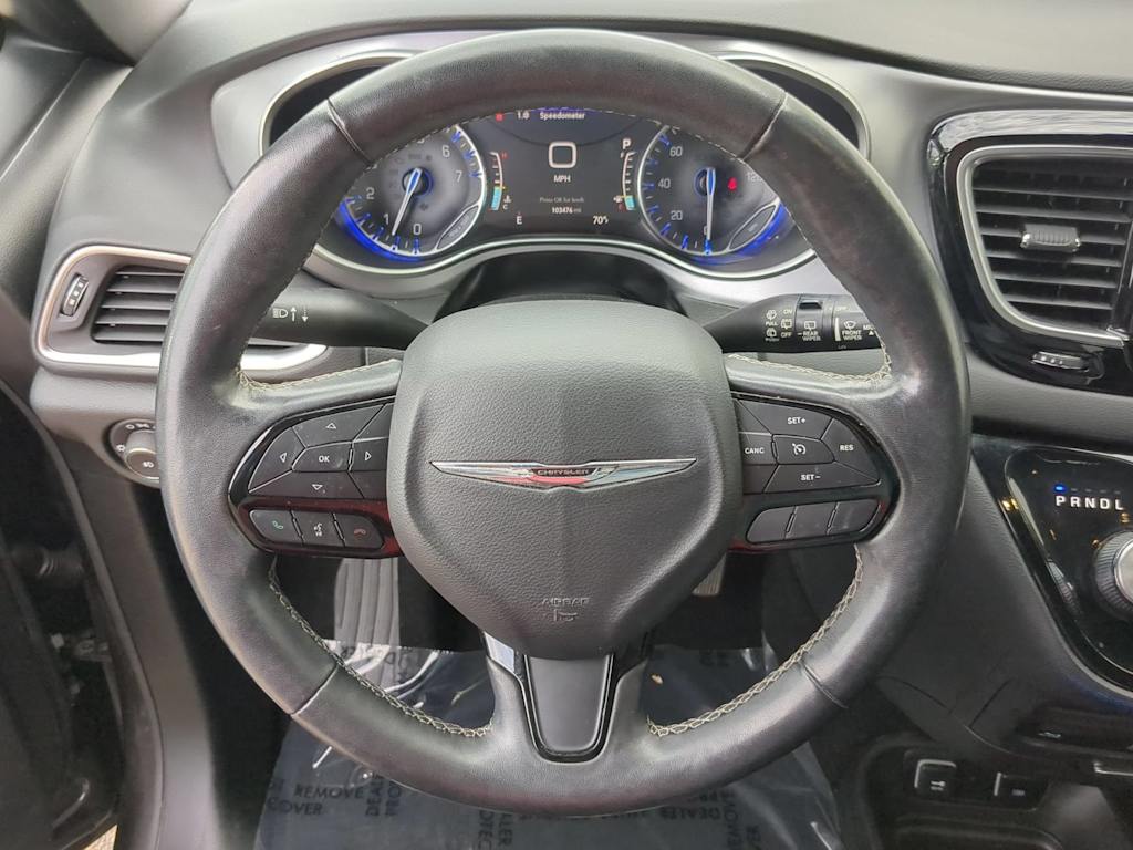 Thumbnail: 2019 Chrysler Pacifica - 12