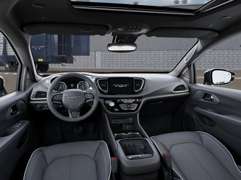 Thumbnail: 2027 Chrysler Pacifica - 2