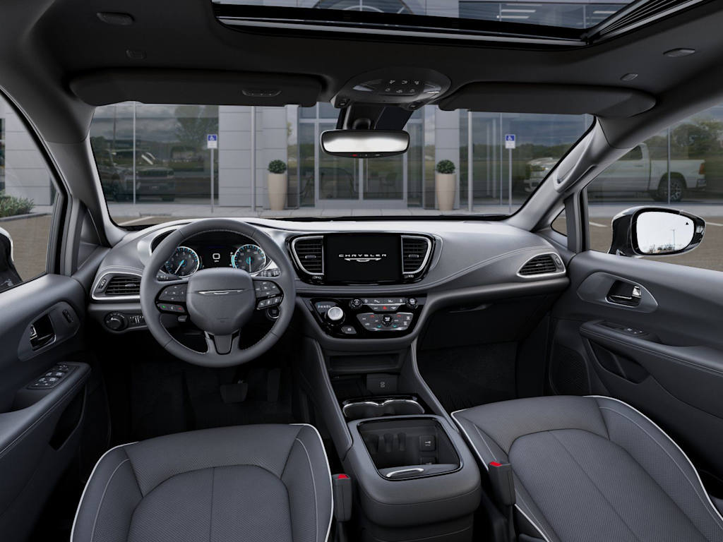 Thumbnail: 2027 Chrysler Pacifica - 2