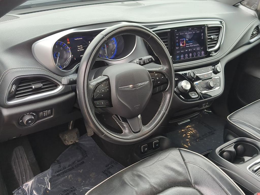 Thumbnail: 2019 Chrysler Pacifica - 2