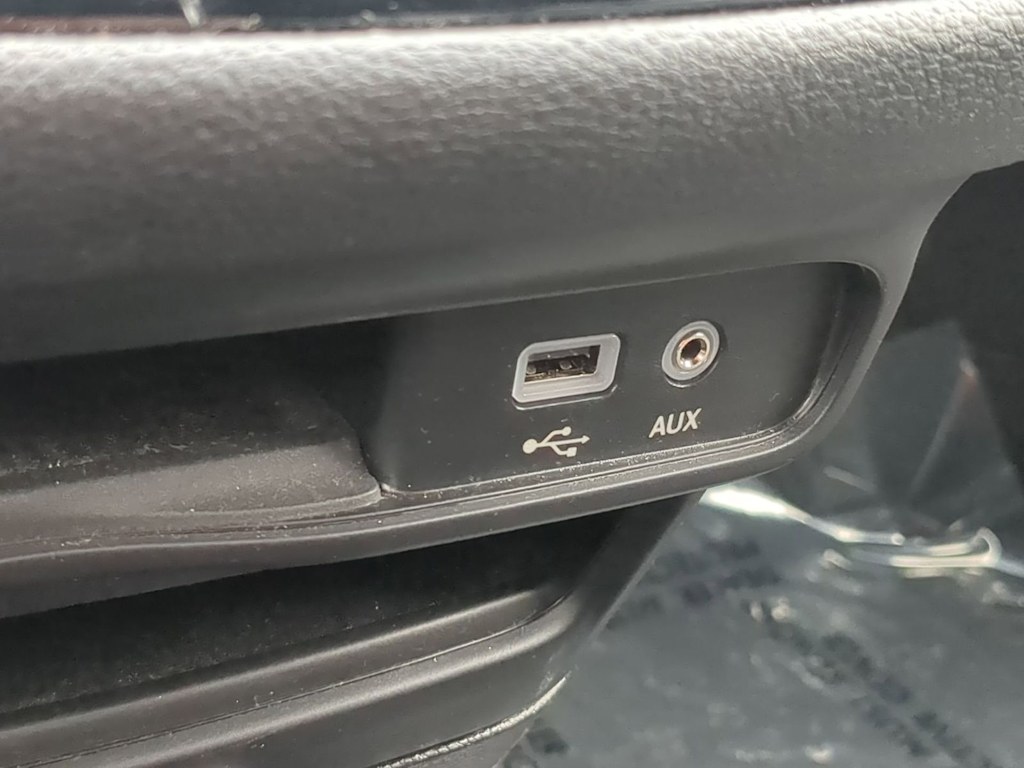 Thumbnail: 2019 Chrysler Pacifica - 43