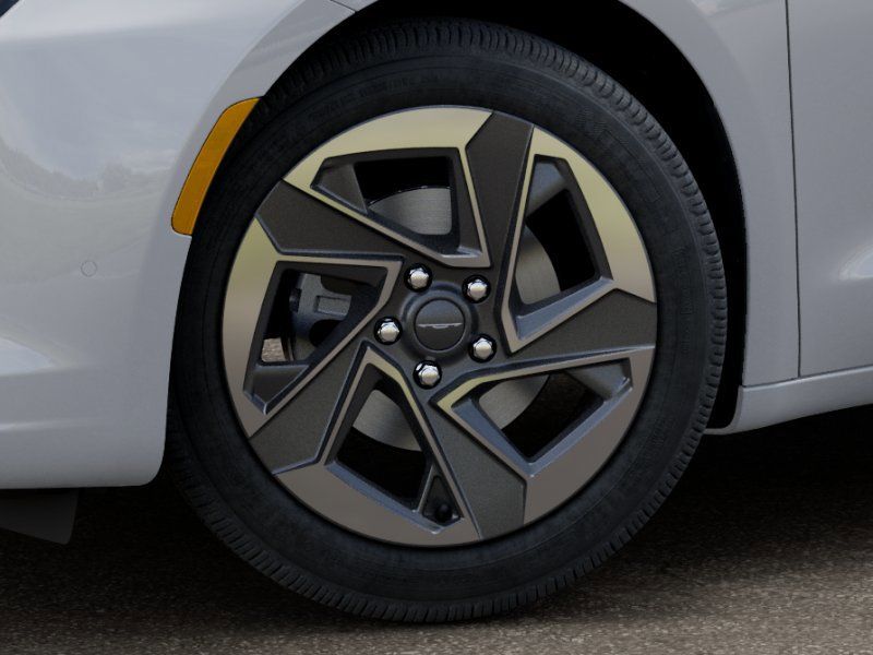 Thumbnail: 2027 Chrysler Pacifica - 7