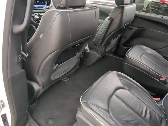 2021 Chrysler Pacifica Hybrid Limited 11