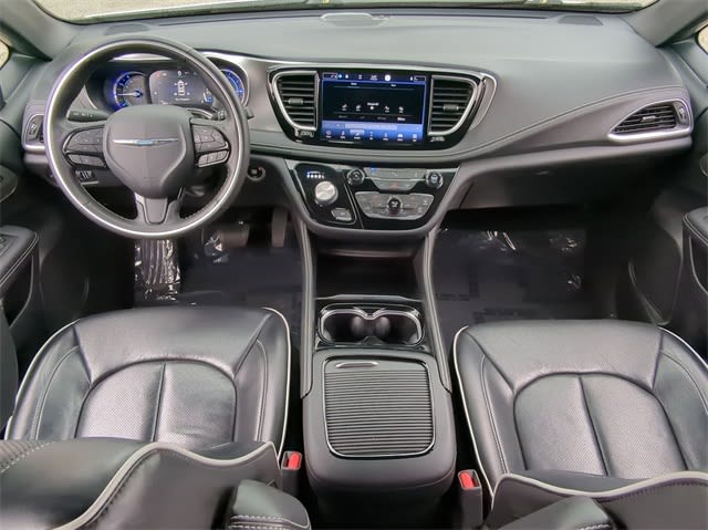 2021 Chrysler Pacifica Hybrid Limited 8