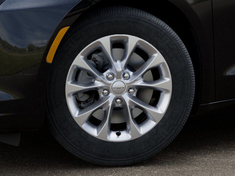 Thumbnail: 2027 Chrysler Pacifica - 6