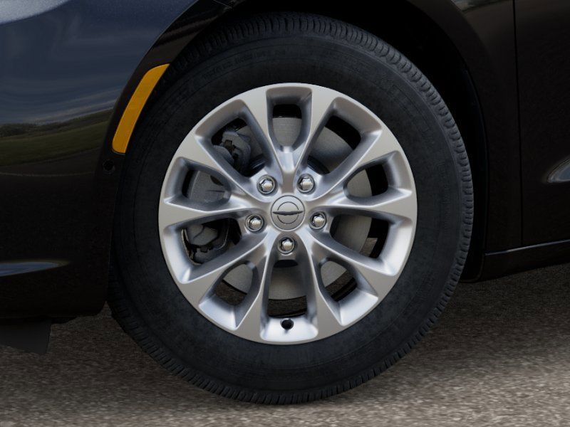 Thumbnail: 2026 Chrysler Pacifica - 6