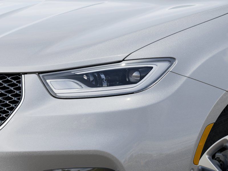 Thumbnail: 2026 Chrysler Pacifica - 17