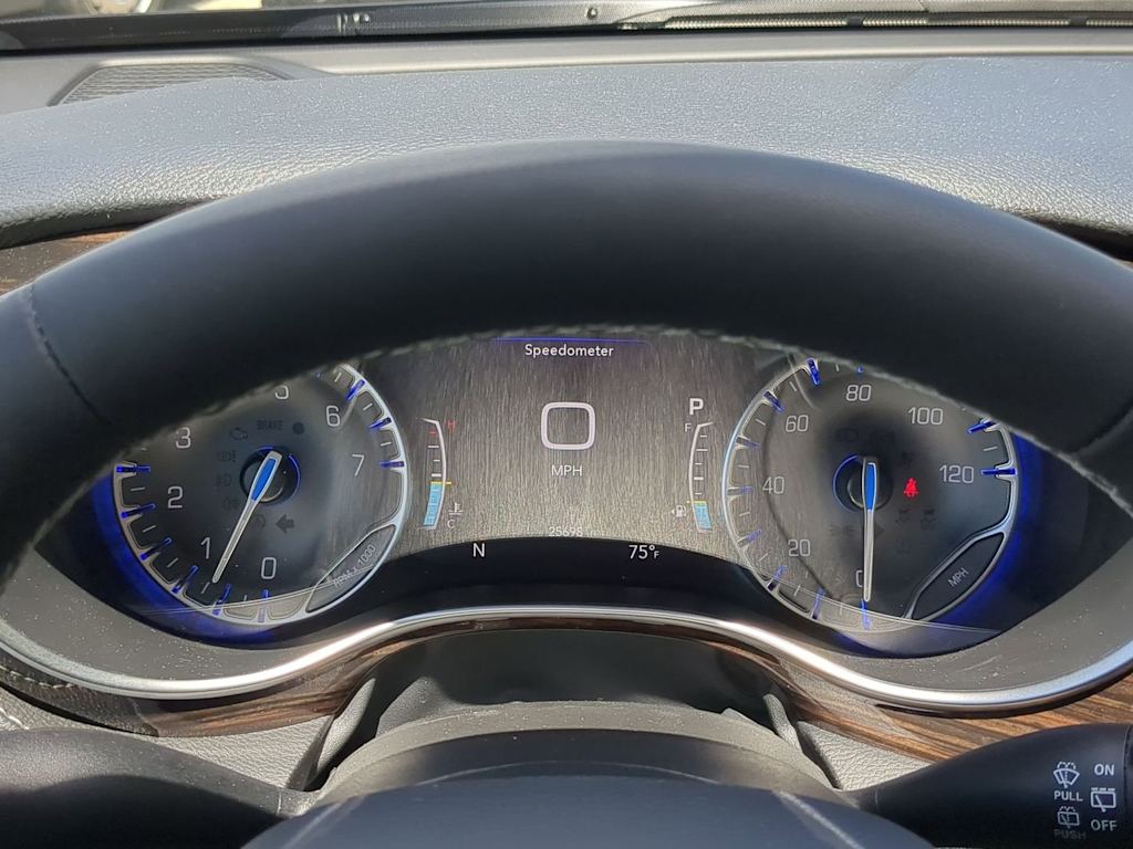 Thumbnail: 2024 Chrysler Pacifica - 16