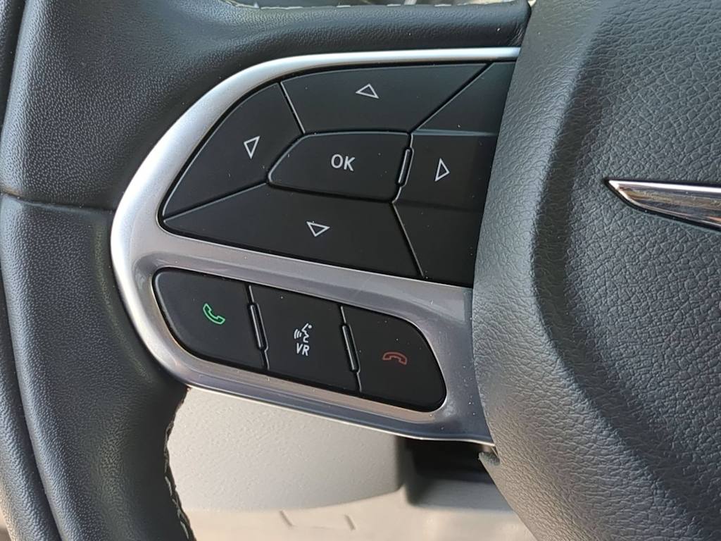 Thumbnail: 2022 Chrysler Pacifica - 28