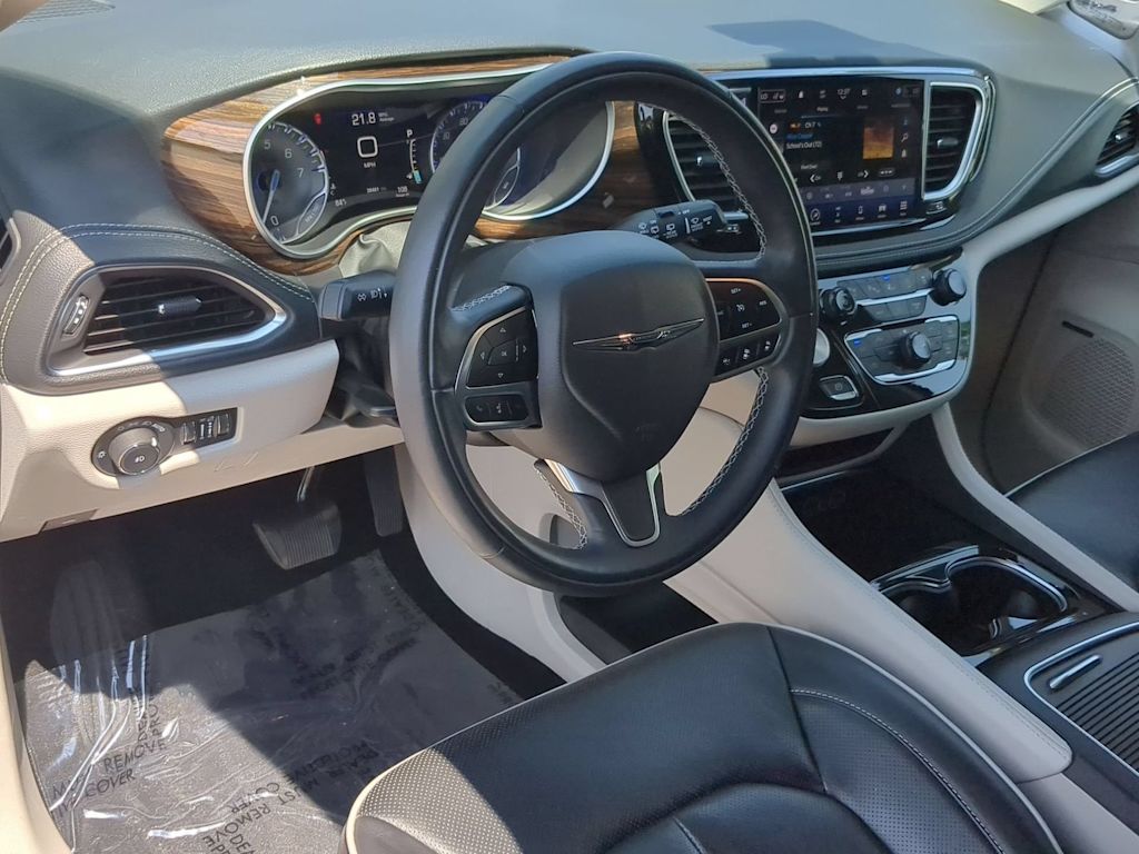 Thumbnail: 2022 Chrysler Pacifica - 2