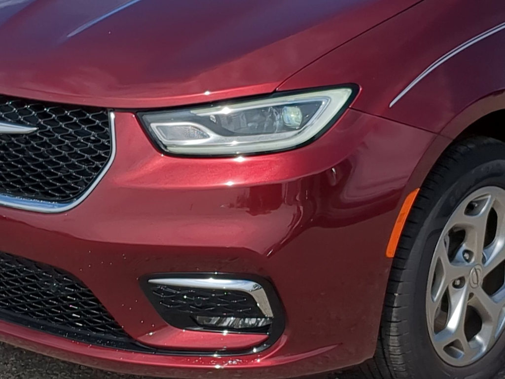 Thumbnail: 2022 Chrysler Pacifica - 22