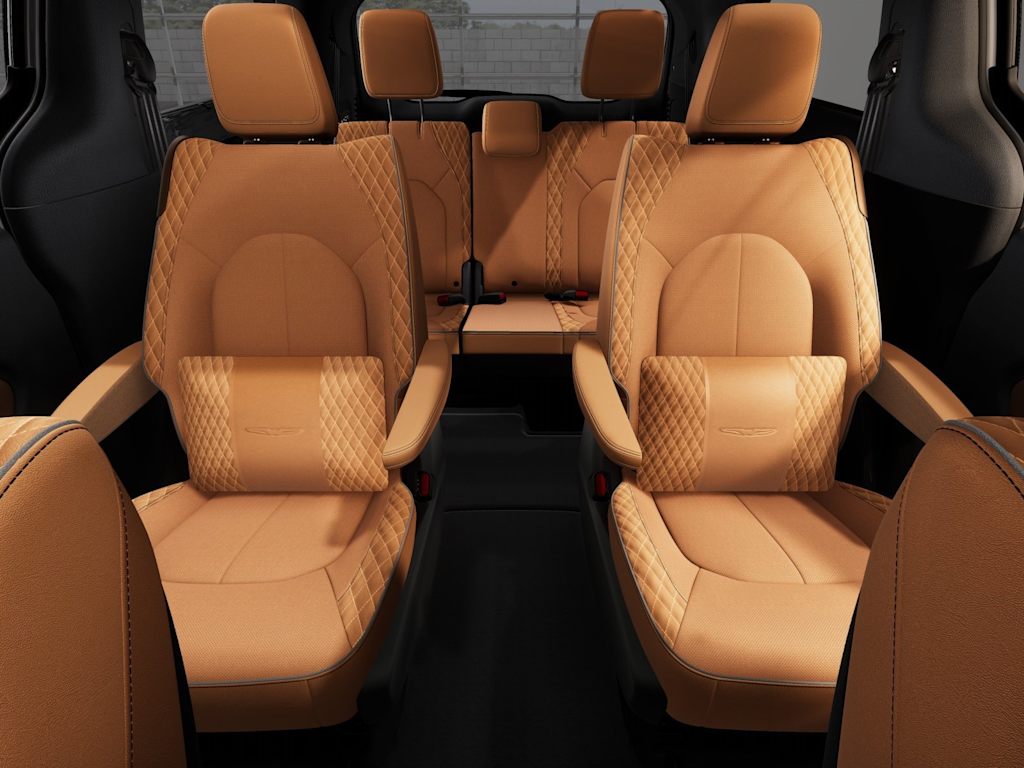 Thumbnail: 2026 Chrysler Pacifica - 10